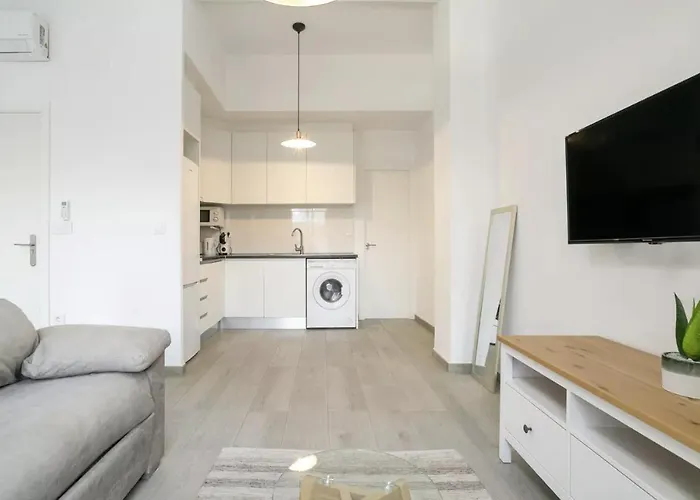 Very Nice And Modern Flat, In Alicante Center